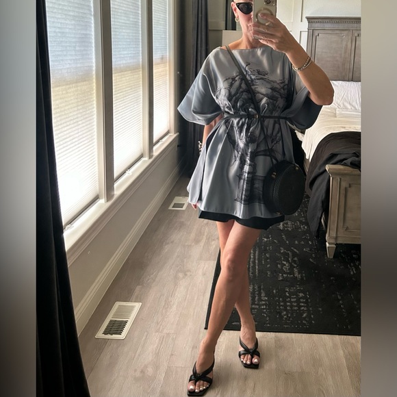 Meet your Posher - Picture 5 of 16